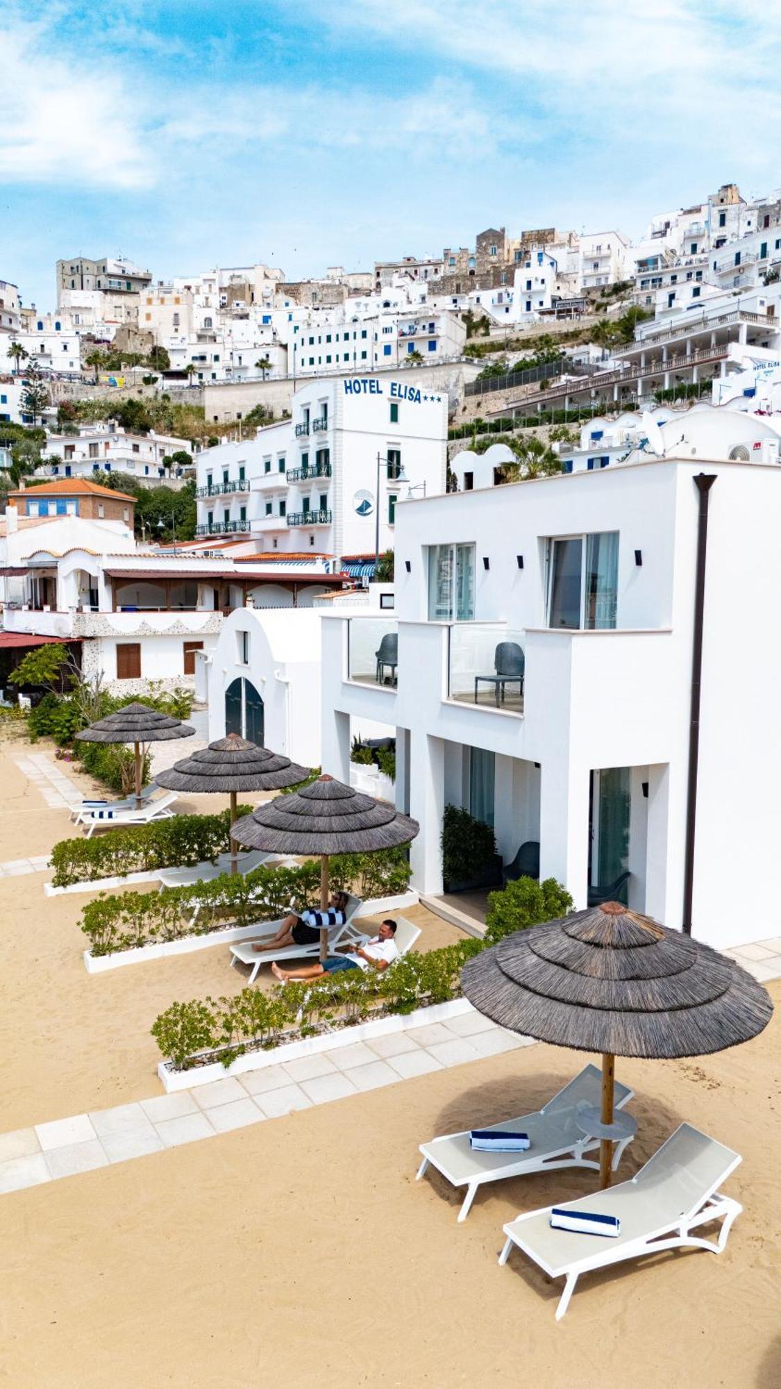 Marina Bay Beach Suites Peschici Ngoại thất bức ảnh